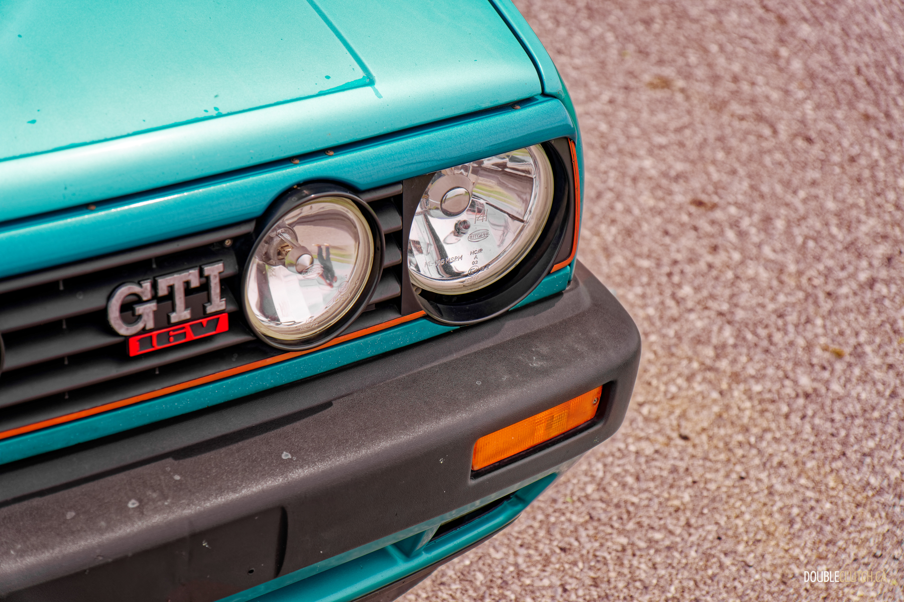 1992 Volkswagen GTI 16V front corner detail view