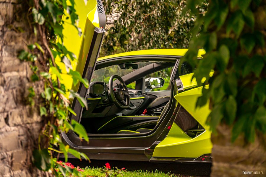 2025 Lamborghini Revuelto