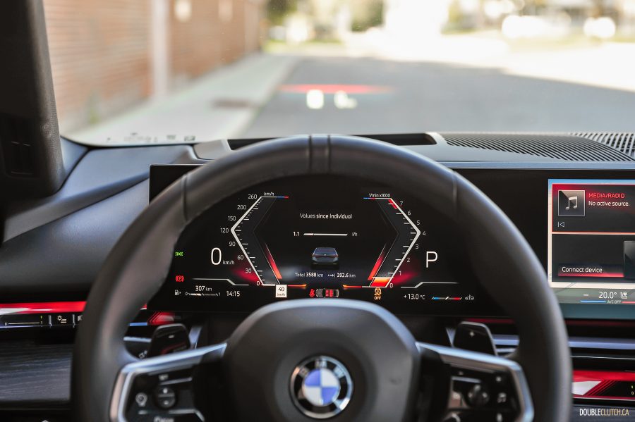 2025 BMW 540i Legacy Edition interior