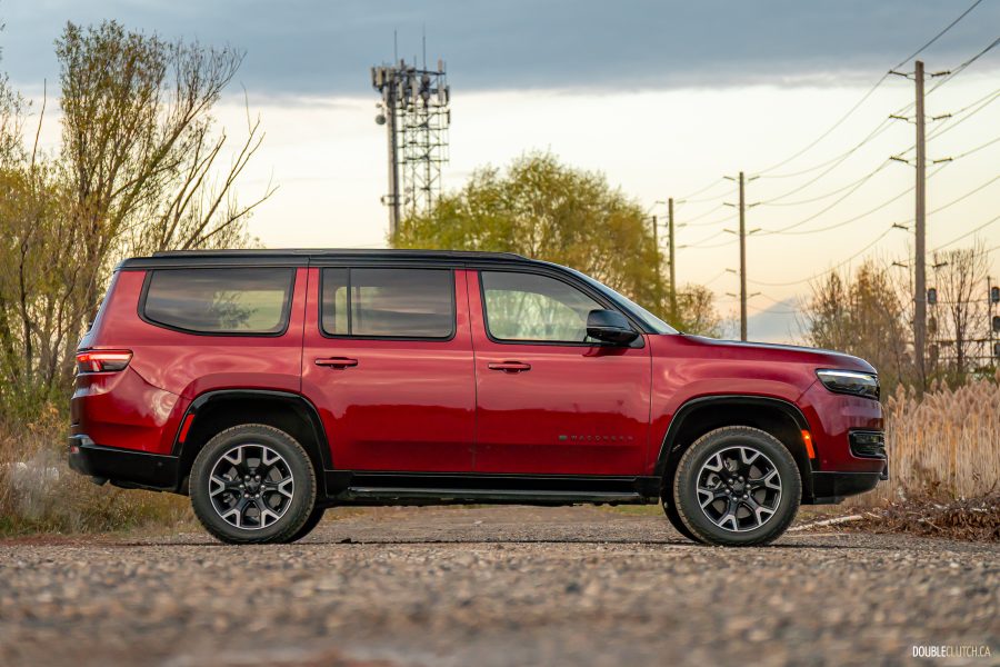 2025 Jeep Wagoneer Overland Edition in Velvet Red