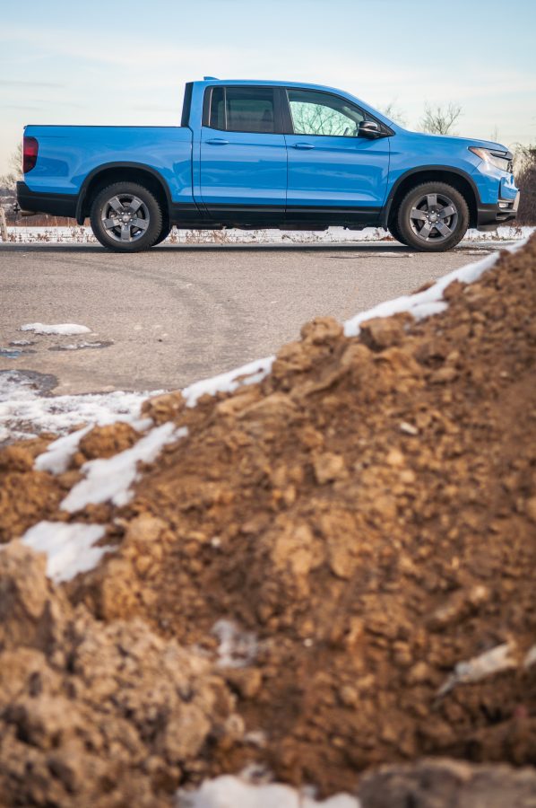 2025 Honda Ridgeline TrailSport in Diffused Sky blue